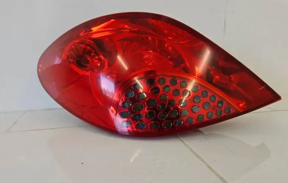 Peugeot 207 Rear/tail lights 79998D 30DYAB5 KD726