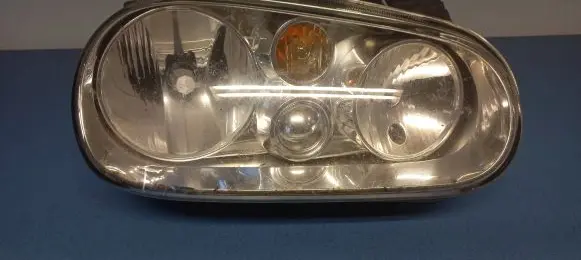 Volkswagen Golf IV Headlight/headlamp 1J2941016A