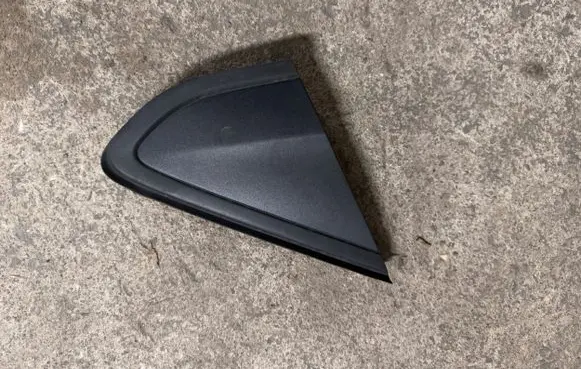 Skoda Citigo Fender end trim 1S0853273B