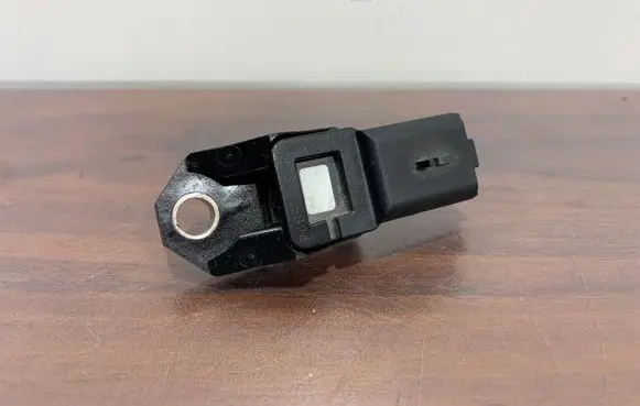 Opel Grandland X Air pressure sensor 9817007580