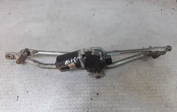 Front wiper linkage and motor