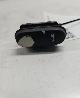Central locking switch button