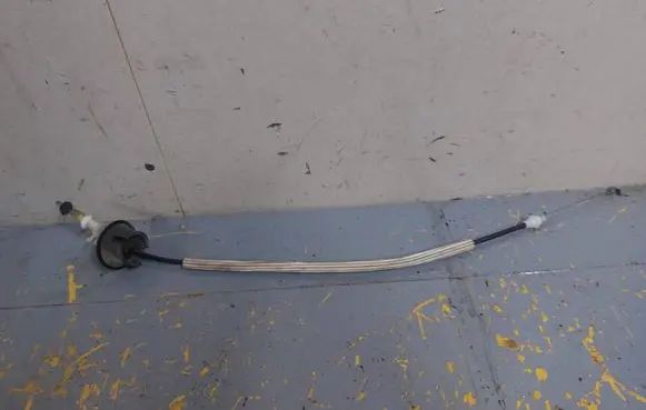 Audi A6 S6 C6 4F Front door cable line