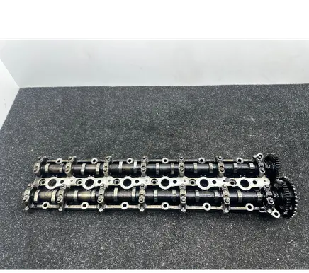BMW X5 F15 Camshaft 7800044