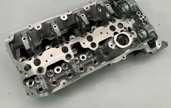BMW M5 F90 Engine head 7852462