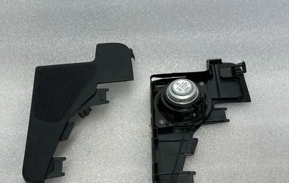 Audi A5 Sportback 8TA Parcel shelf speaker 8K9035709 G713194