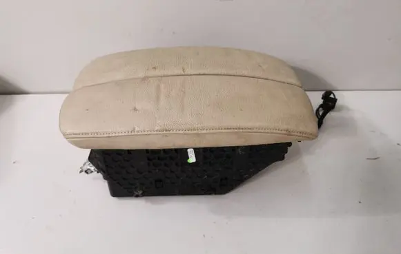 BMW X6 E71 Armrest 9115081