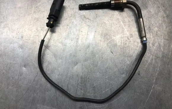Audi A4 S4 B9 Exhaust gas temperature sensor 4M0906088AD