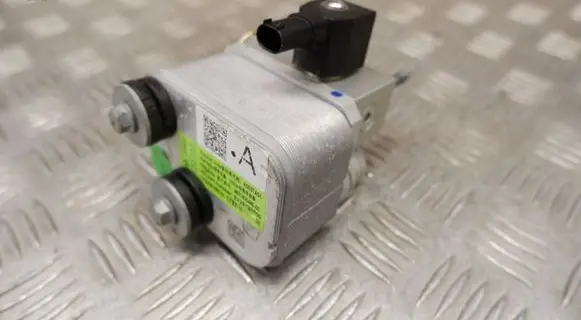 Peugeot 208 II Air conditioning (A/C) air dryer 9831600480