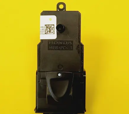 Honda Civic Electric window control switch 83790SMGE020UHS 35770SMGE010M1