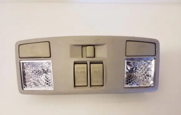 Mazda CX-7 Front seat light