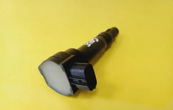 Mitsubishi Colt High voltage ignition coil MN195616