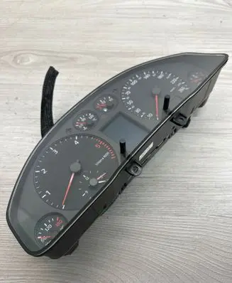 Audi A4 S4 B5 8D Speedometer (instrument cluster) 8D0919880 96247570 8D0919880DX