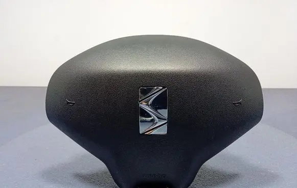 Steering wheel airbag