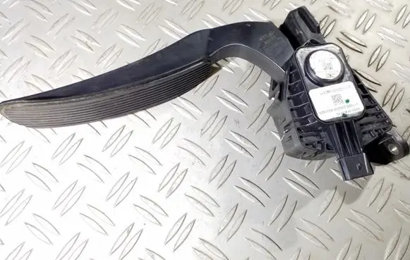 Ford Explorer Accelerator throttle pedal BB5A9F836AC B1108B0592AK693162A BBB110902465