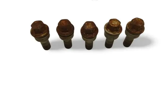 Audi Q3 8U Nuts/bolts 