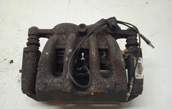Peugeot 607 Front brake caliper 9661861980