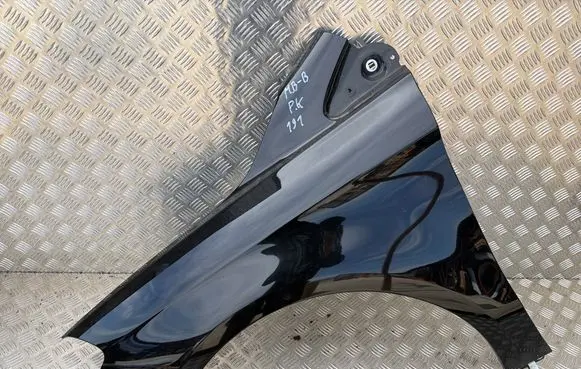 Mercedes-Benz B W246 W242 Fender 