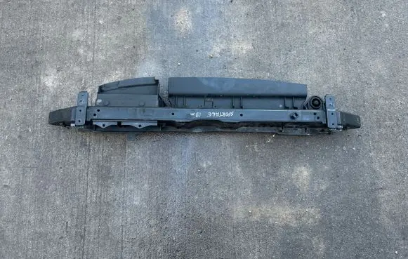 KIA Sportage Radiator mount bracket 282592A530 20181107