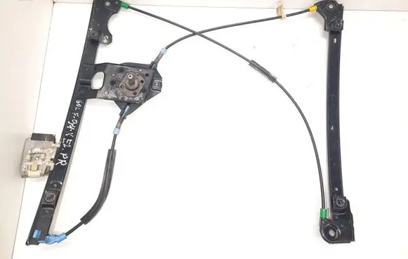 Volkswagen Golf III Front door window regulator with motor 1H0837402B