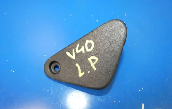 Volvo V40 Radiator mount bracket 30723366