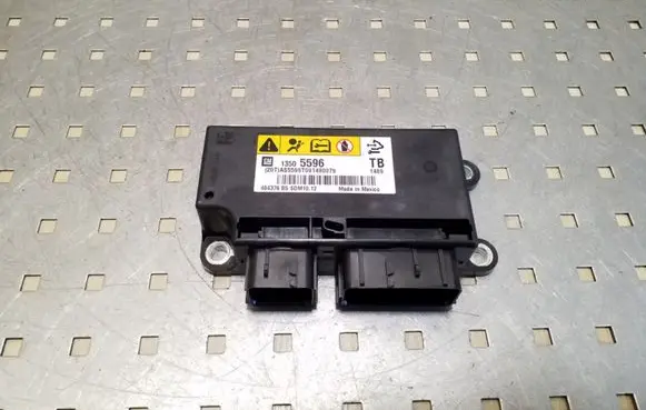 Opel Insignia A Airbag control unit/module 13505596
