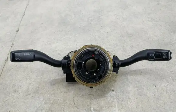 Audi A4 S4 B7 8E 8H Wiper turn signal indicator stalk/switch 