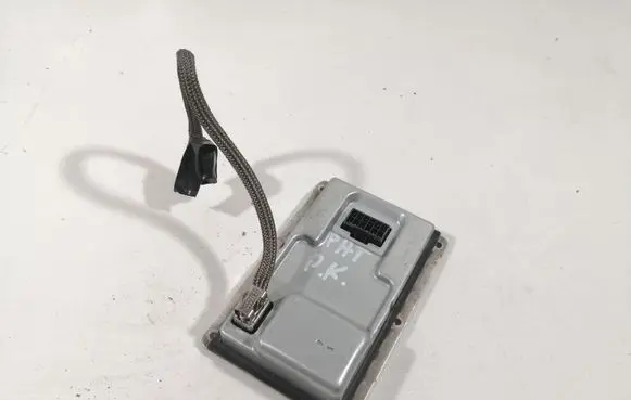 Volkswagen Phaeton Headlight ballast module Xenon 73160057L 3D0909157A