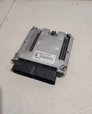 Skoda Octavia Mk3 (5E) Engine control unit/module 04L907309R 0281031066 TESTED