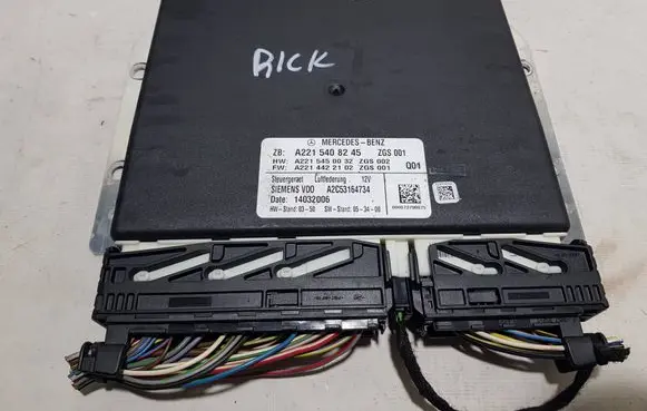 Mercedes-Benz S W221 Air suspension control unit module (rear) 2215408245DDW A2215408245