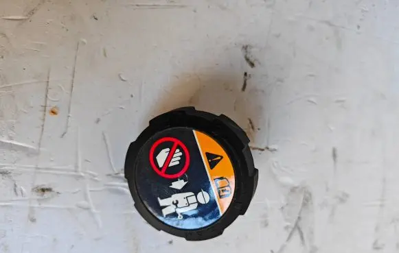 KIA Soul Coolant expansion tank/reservoir cap 