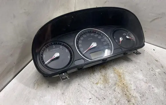Hyundai Sonata Speedometer (instrument cluster) 940033K661