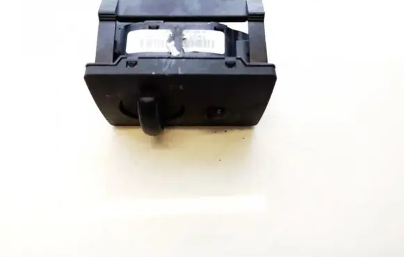Ford Focus Light switch 498610