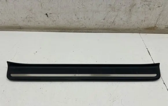 KIA EV6 Front sill trim cover 85873CV500