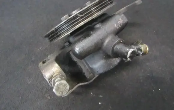 Fiat Bravo - Brava Power steering pump 26034123