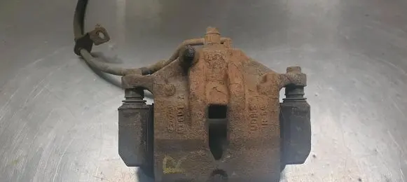 KIA Sportage Front brake caliper