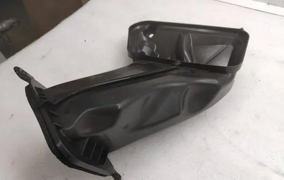 Tesla Model Y Air intake duct part 149913700D 174626