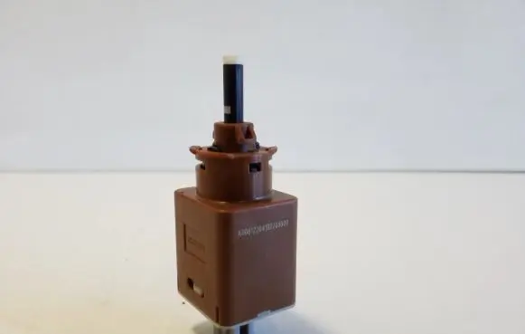 Nissan Qashqai J12 Brake pedal sensor switch A00812304102203009