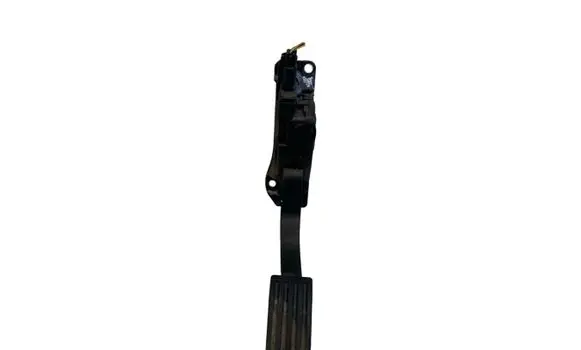 Ford Focus Accelerator throttle pedal BV619F836AB 6PV01036830 17388901