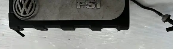 Volkswagen Golf Plus Engine cover (trim)