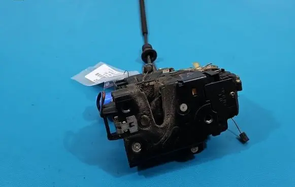 Skoda Fabia Mk1 (6Y) Front door lock 3B1837016BQ IMPRK1595232