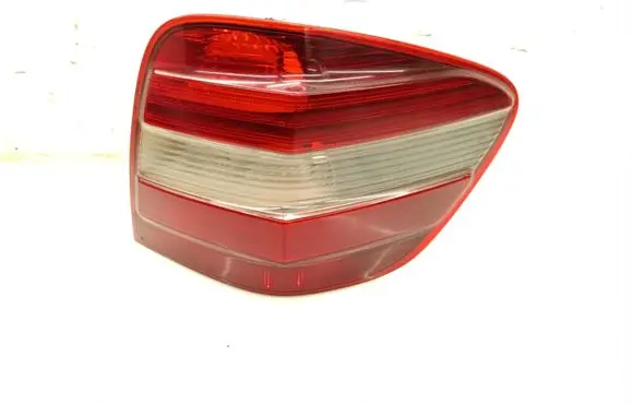 Mercedes-Benz ML W164 Rear/tail lights 404182R