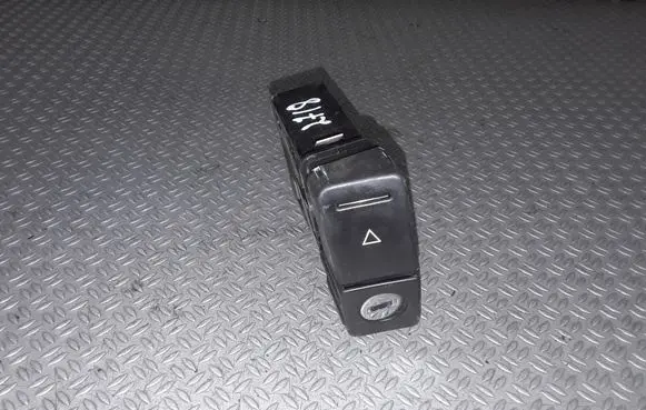 Audi A8 S8 D2 4D Glove box lock 4D1857147C
