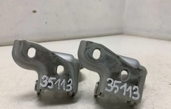 Peugeot Boxer Front door hinge set A046574