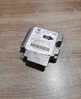 Opel Vectra B Airbag control unit/module 90569350