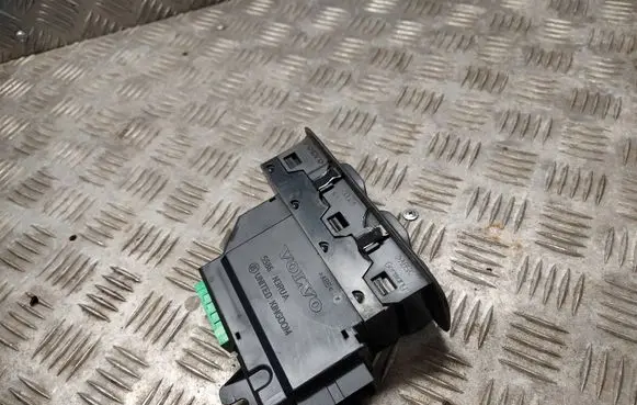 Volvo XC90 Electric window control switch 8635675