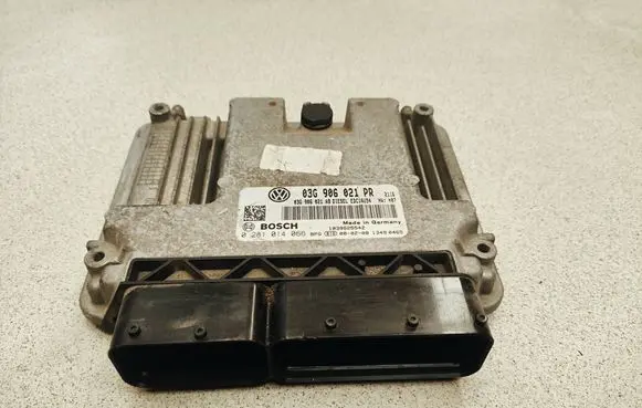 Volkswagen Golf V Engine control unit/module 03G906021PR 03G906021AB 0281014066