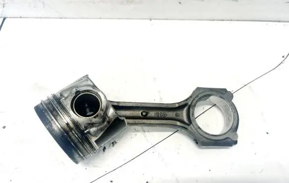 Hyundai Getz Piston with connecting rod