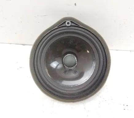 Honda HR-V Front door speaker 5B224E3