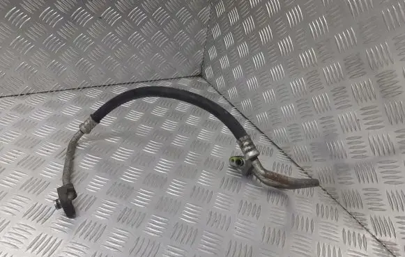 Toyota Corolla Verso E121 Air conditioning (A/C) pipe/hose